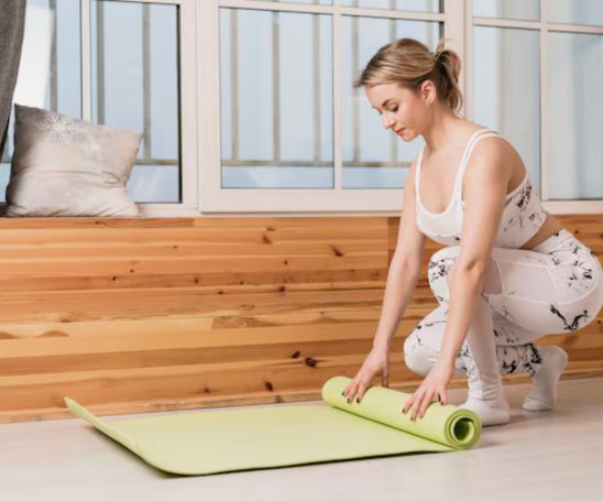 how many yoga mats per square foot